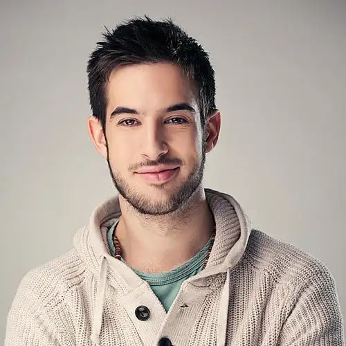 年轻,男人,头像,英俊,微笑_高清图片_全景视觉