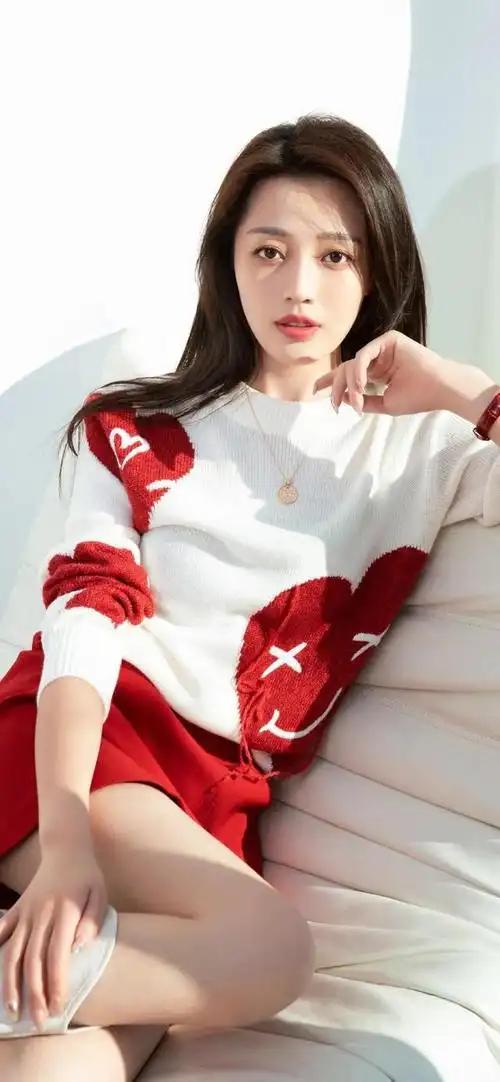 身材高挑,气质出众,王秀竹高清写真_网易订阅