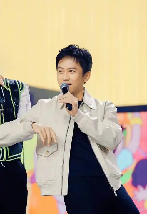 娘娘一点没变,邓超变化太大让人惊讶_孙俪_照片_风格