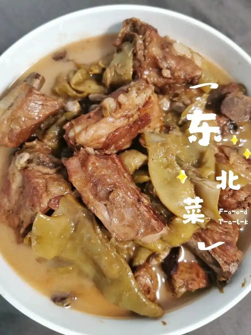 东北菜【排骨炖豆角】【排骨炖豆角】一道从小吃到大的东北家常菜