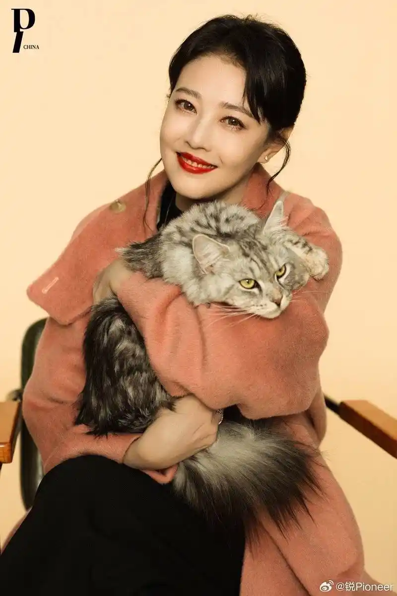 周海媚生前最后一组写真曝光,温婉甜美风华绝代,留给观众的礼物-月光