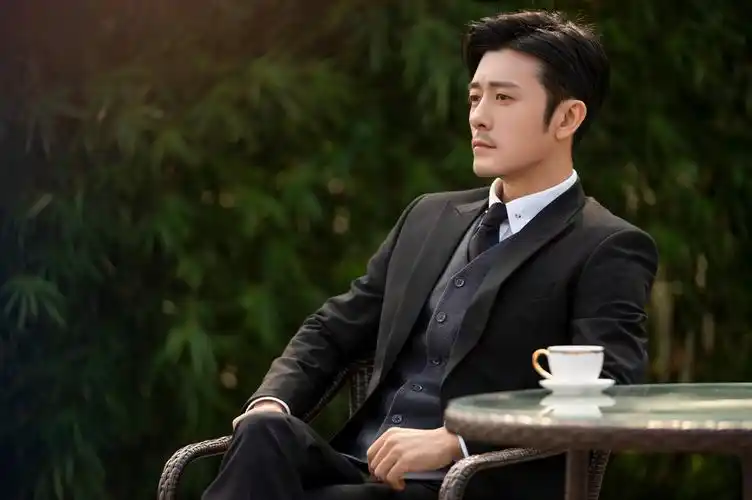 回顾天生一张浪子脸这10位男星又痞又帅不愧是行走的荷尔蒙