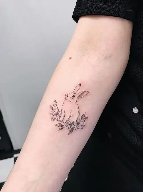一组可爱的兔兔纹身图片