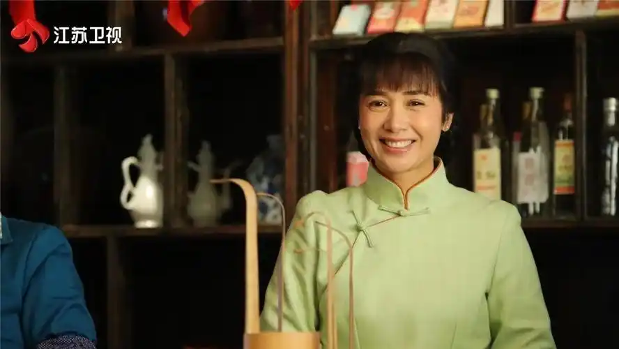 蒋雯丽正阳门下小女人演绎女强人风范小酒馆见证大时代