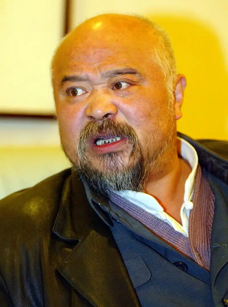 有人说李琦一串烧烤50元,卖贵了.