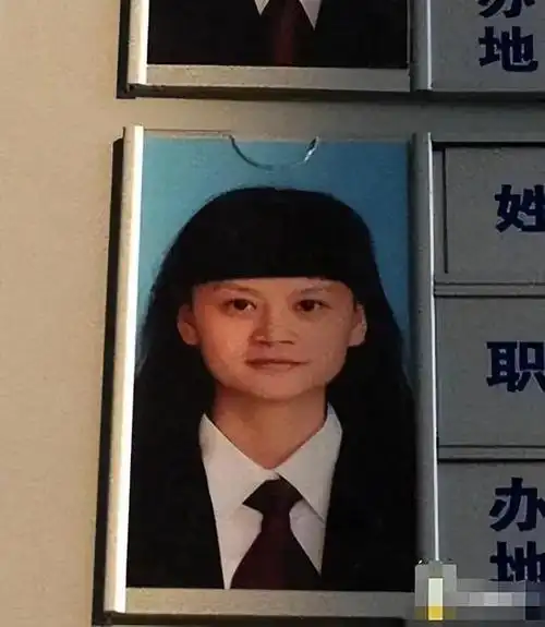 看看马云的儿子马元坤再看看女儿马雪网友这基因太强大了吧