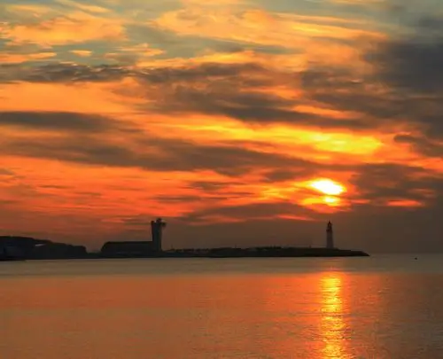 日出奥帆基地情人坝