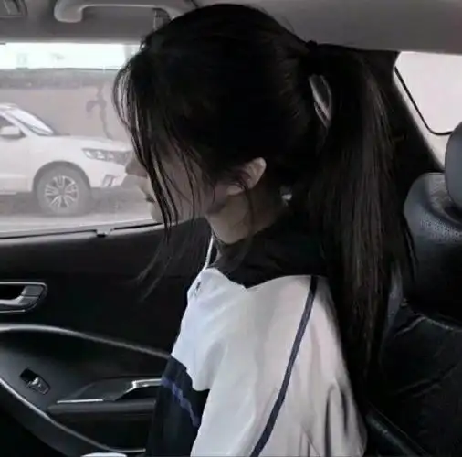 女生头像 高马尾-好看头像-话本小说网