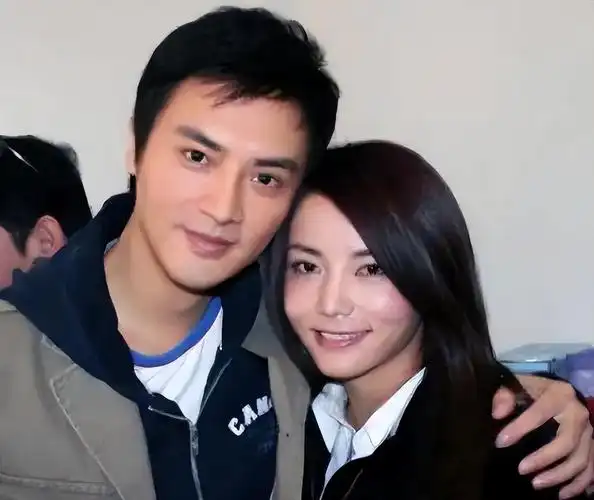 汪雨和李钰相遇之前,可以说他们完全是两个世界的人.