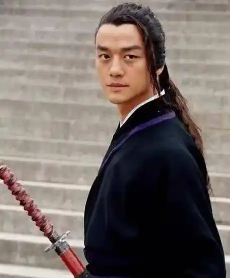 李亚鹏被曝出轨!