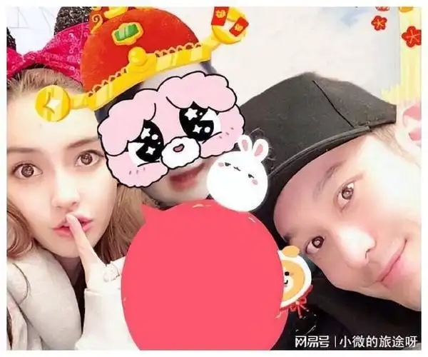 黄晓明一家三口现身迪士尼!杨颖穿小香风似少女!小海绵帅气十足