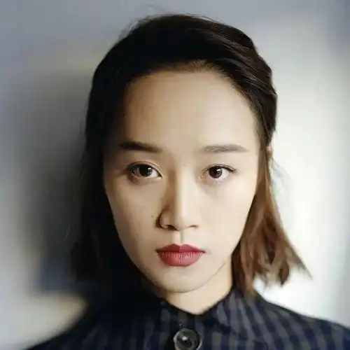 蓝盈莹这张脸,为什么就不讨喜_腾讯新闻