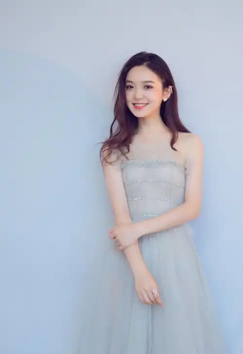 金雯昕性感图片