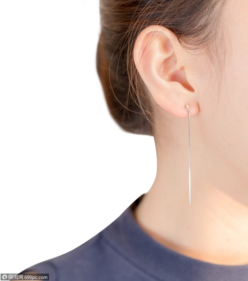 清新文艺美女耳朵耳环特写人物女孩