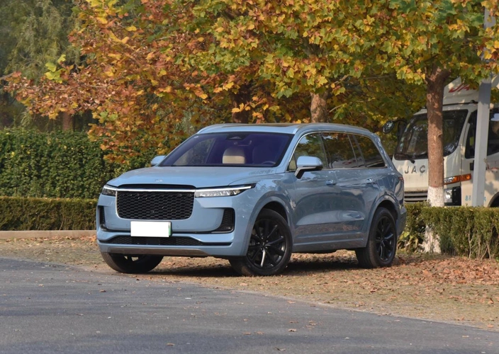 解读能上绿牌无里程焦虑的中大型suv,理想one-新浪汽车