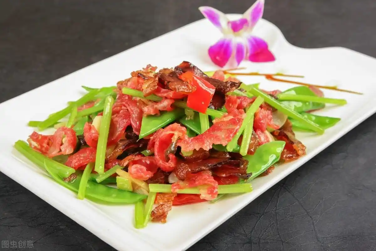 经典炒菜,番茄炒蛋,酸豆角肉沫,芹菜炒肉,原来这么简单