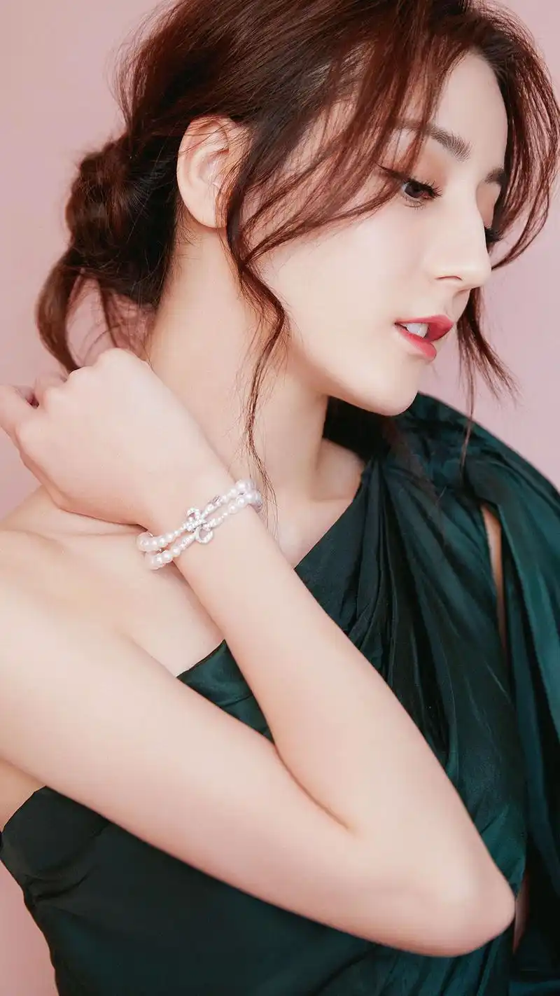 迪丽热巴优雅仙气高清手机壁纸