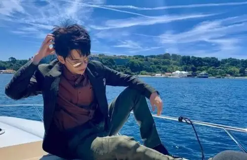 犯了无法被原谅的错,仝卓还能火起来吗?微博网友热议不断