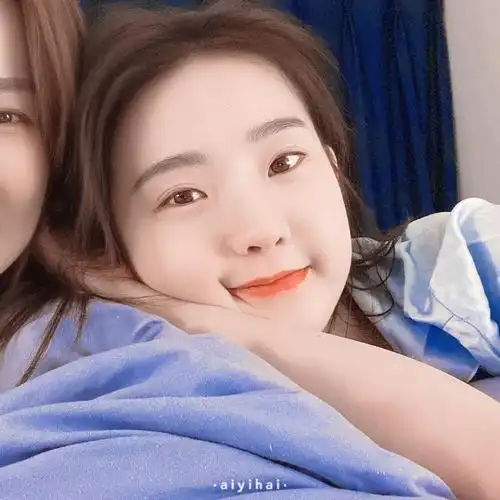 陈卓璇 * 张艺凡