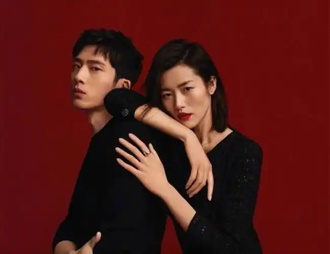 井柏然刘雯官宣契合的两个人可能早有预兆