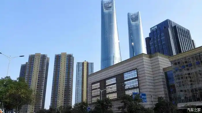 南昌现代化的缩影——红谷滩游记