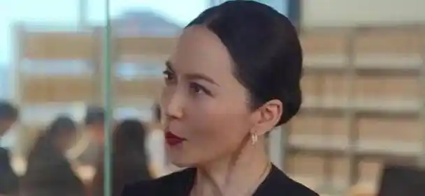 原创原创玫瑰之战她是剧中最神秘的人物不但有故事还充满了悬疑色彩