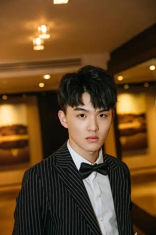 《远大前程》发布会变"声临其境" 郑伟入选陈思诚"黄金阵容"