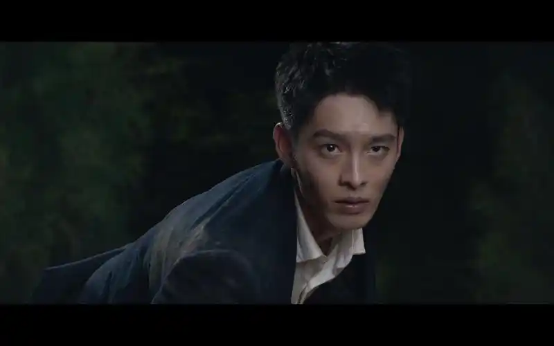 【他在逆光中告白】厉腾段昆等人搏斗_哔哩哔哩 (゜-゜)つロ 干杯