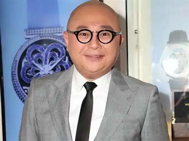 感激被嘲讽tvb知名男星忆入行初期遭受冷眼更被嫌是阿猫阿狗