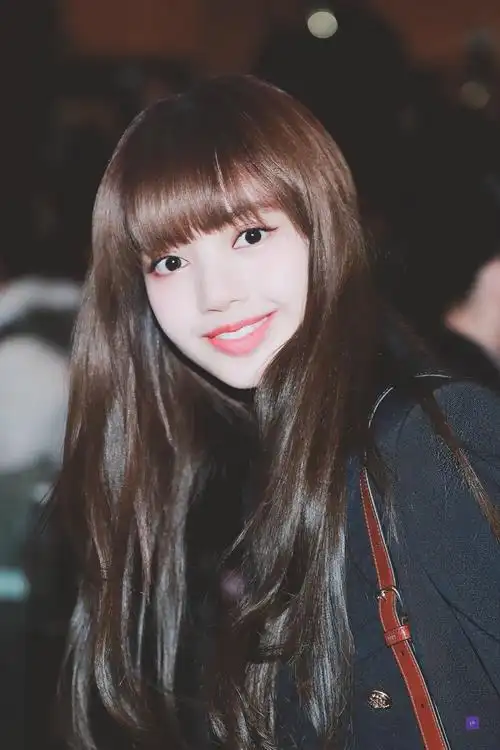 blackpink lisa - 堆糖,美图壁纸兴趣社区