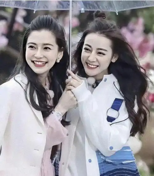 迪丽热巴与angelababy早期跑男同框网友直呼太美了