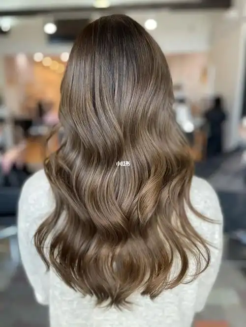 冷棕系列_冷棕色_allston自由行热门攻略_头发颜色_时尚_发型