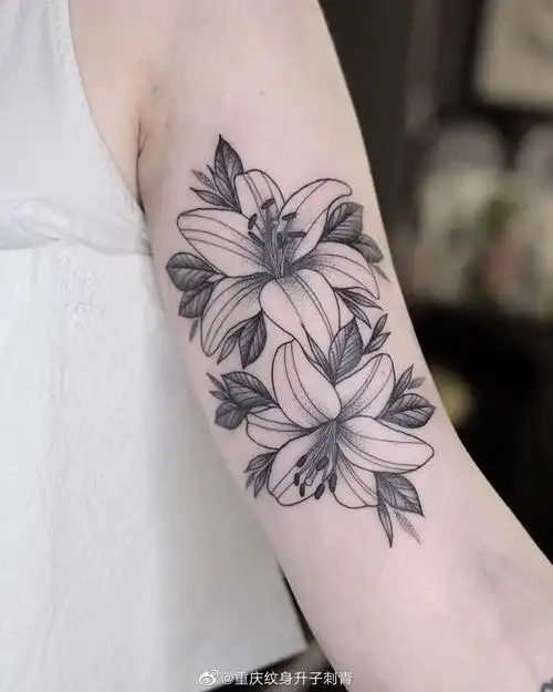 百合花纹身图案以及花语是什么