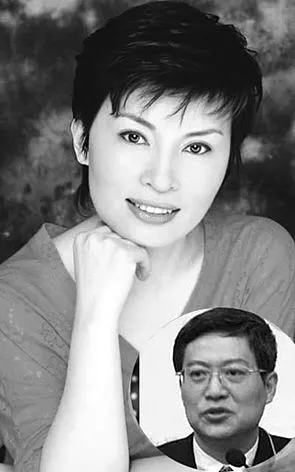 当红女主播背后的男人们