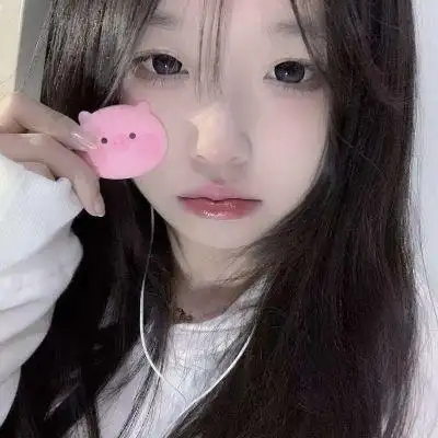 ins风甜酷辣妹女生头像真人图片 高级不易撞的甜酷微信女头_女生头像