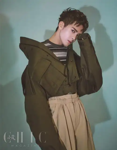 曾舜晞登小资封面玩趣色彩演绎真我少年本色