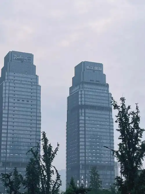 时代峰峻  #时代峰峻十八楼  #tfboys  #易烊千玺  #重庆