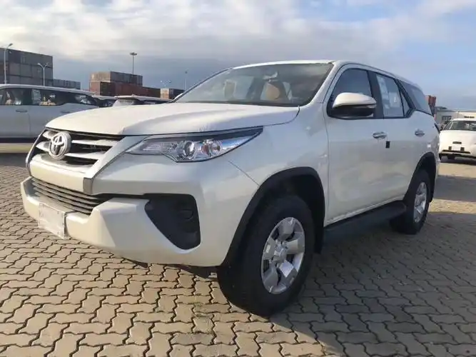 丰田小霸道穿越者七座越野车配置报价解读