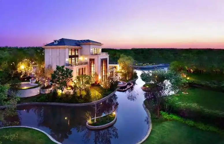 恒大丽宫别墅,一宫一世界