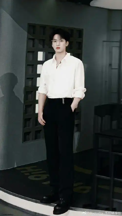 严浩翔 极限挑战##严浩翔 熠立二十与光冠冕