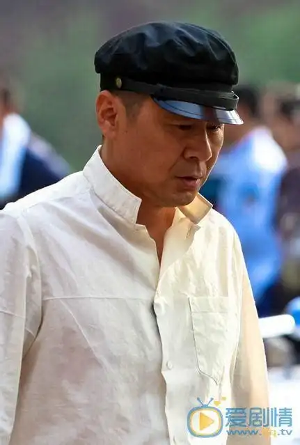 演员陈建斌个人简历