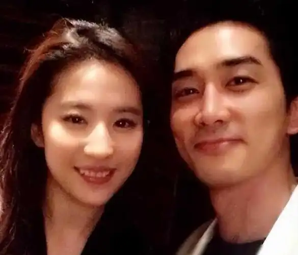 回顾刘亦菲宋承宪这段情一厢情愿的爱情注定无法长久