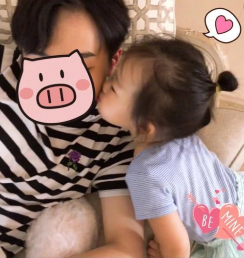 恭喜庾澄庆感恩节当晚喜得第三胎张嘉欣为丈夫又添了一个儿子