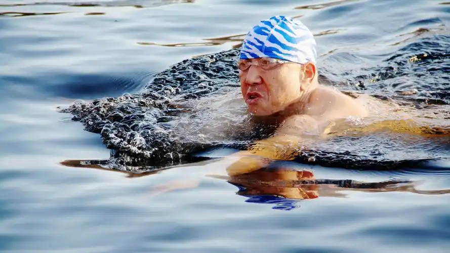 摄影论坛 地方俱乐部论坛 徐州论坛 沈阳冬泳水中篇 [后事之师] 元月2