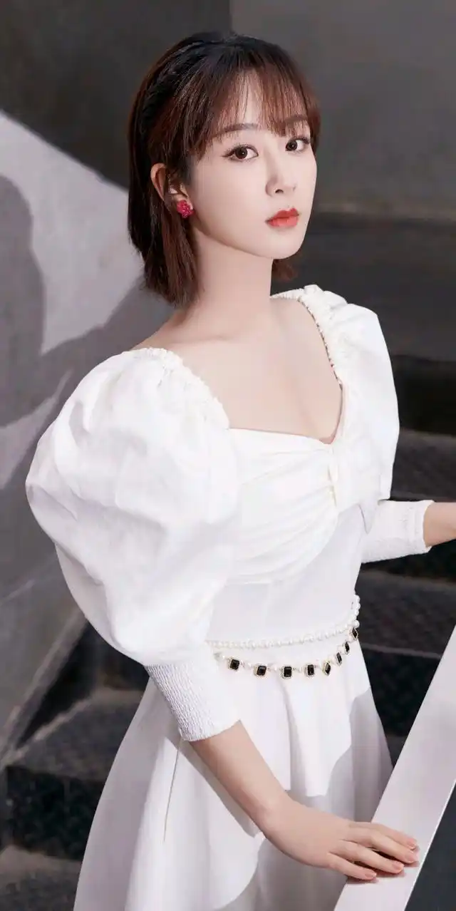 清纯女神杨紫高清写真图集袅娜少女羞岁月无忧愁