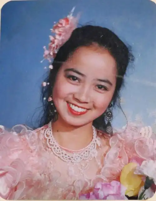 绥阳80年代最洋气的婚纱照竟然是这个样子!(大量绝版老照片)