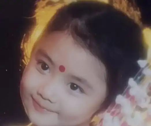 谭松韵小时候照片13岁,谭松韵现在几岁了?