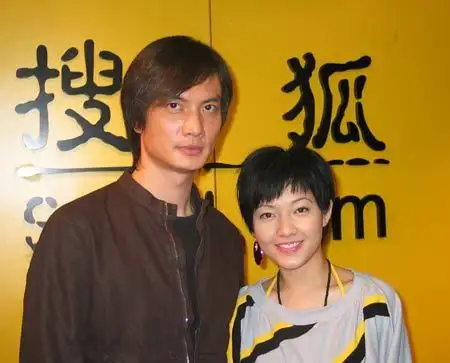 图文:李泉,范晓萱做客搜狐嘉宾聊天室35