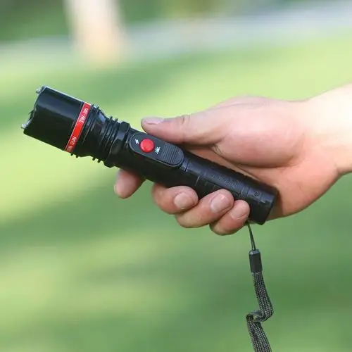 spike 户外高压电击器防身电警棍电棒远射手电 电警棍充电筒电器 防狼