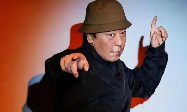 骗了我们30年原来她是倪大红的姐姐网友难怪他能火几十年